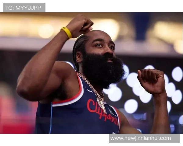 哈登季前赛表现低迷场均仅得6分助攻77次命中率惨淡引发热议