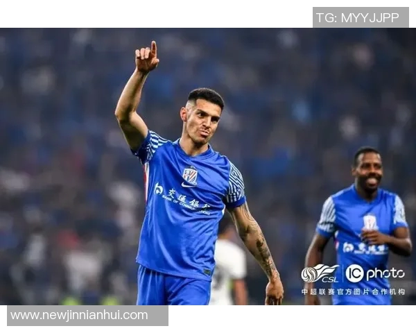 申花强势开局马纳法助攻路易斯破门球队2-0领先首尔